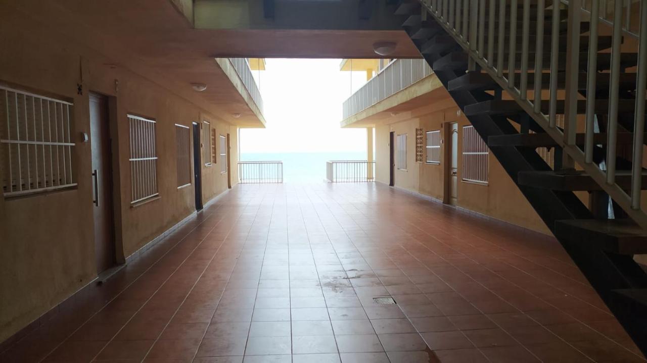 Apartamento Entero Primera Linea De Playa, Pet Friendly Tavernes de Valldigna Εξωτερικό φωτογραφία